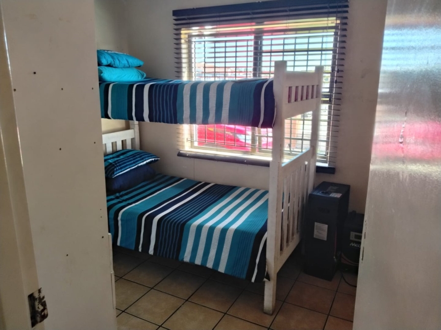 3 Bedroom Property for Sale in Eersterivier South Western Cape